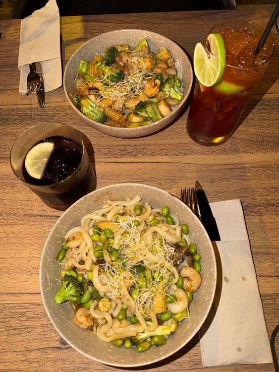 Bamboo Wokbar & Lounge