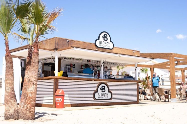 Blondy Beach Club