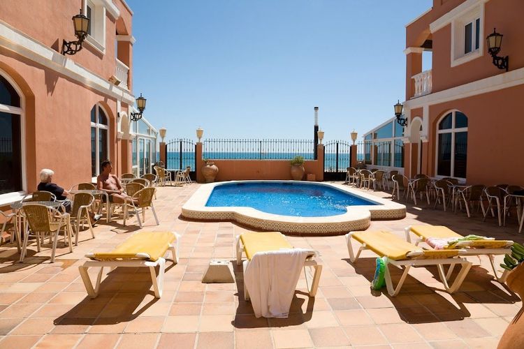 Hotel Apartamentos Lloyds Beach Club