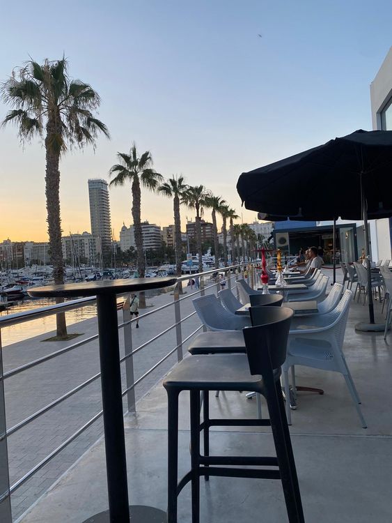 Levante Bar