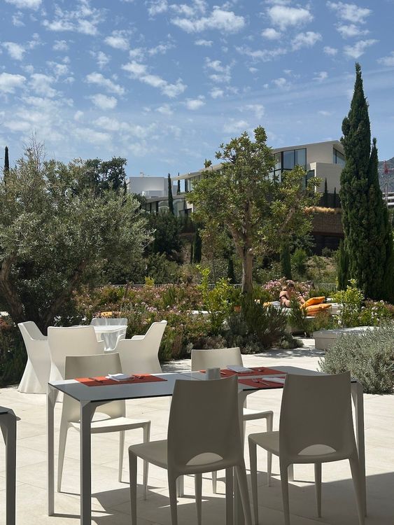 Med Restaurante