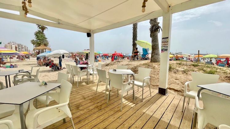 Náufragos Beach Club