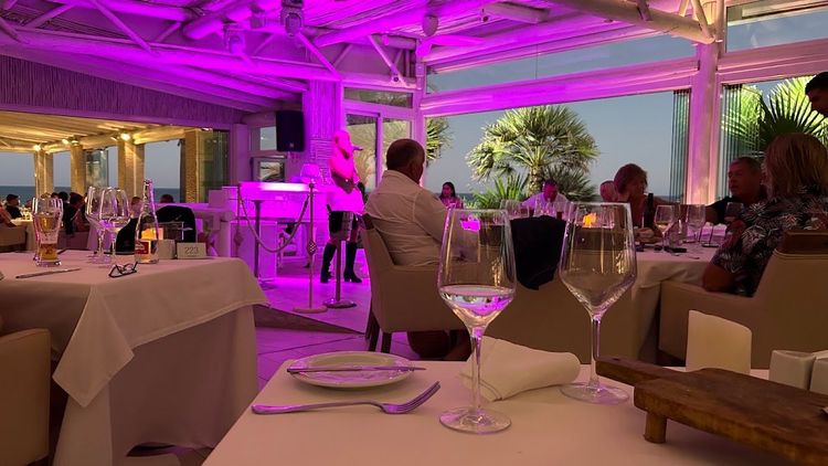 Ocean club